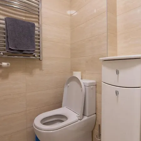 Apartmán A Blok New Modern - Free Garage Parking, Comfortable, Quiet With A Park View Bělehrad