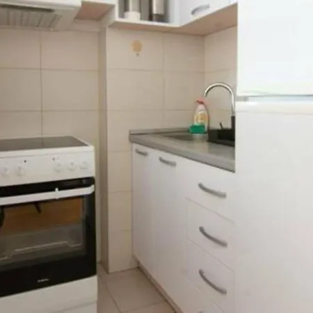 A Blok New Modern - Free Garage Parking, Comfortable, Quiet With A Park View * בלגרד